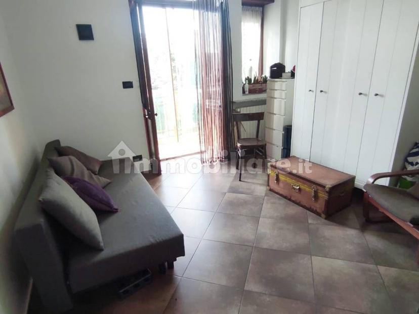 Trilocale via Sette Comuni 10, Mirafiori Nord, Torino