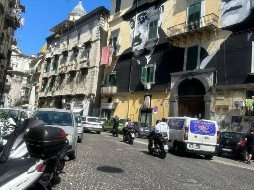 Bilocale via Montesilvano, Sanità, Napoli