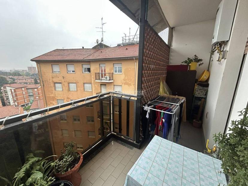 Quadrilocale via Val Lagarina 69, Roserio, Milano