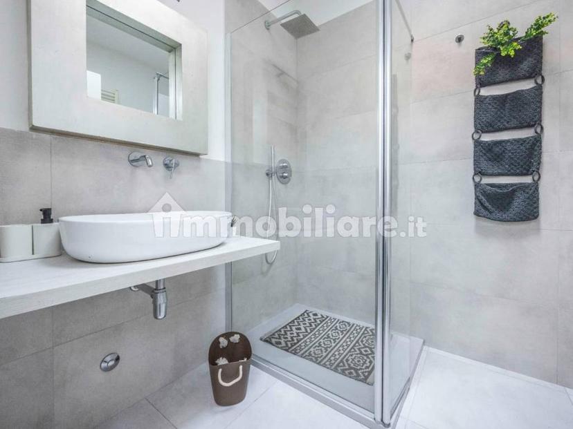 Bilocale via Irnerio 21E, Irnerio, Bologna