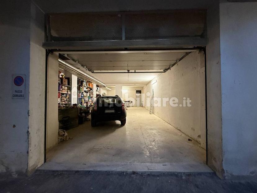 Stanza singola via delle Lame 75, Bologna