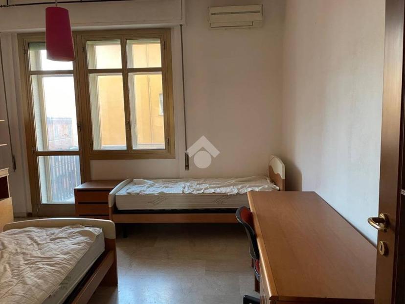 Bilocale via San Donato 17, Massarenti, Bologna
