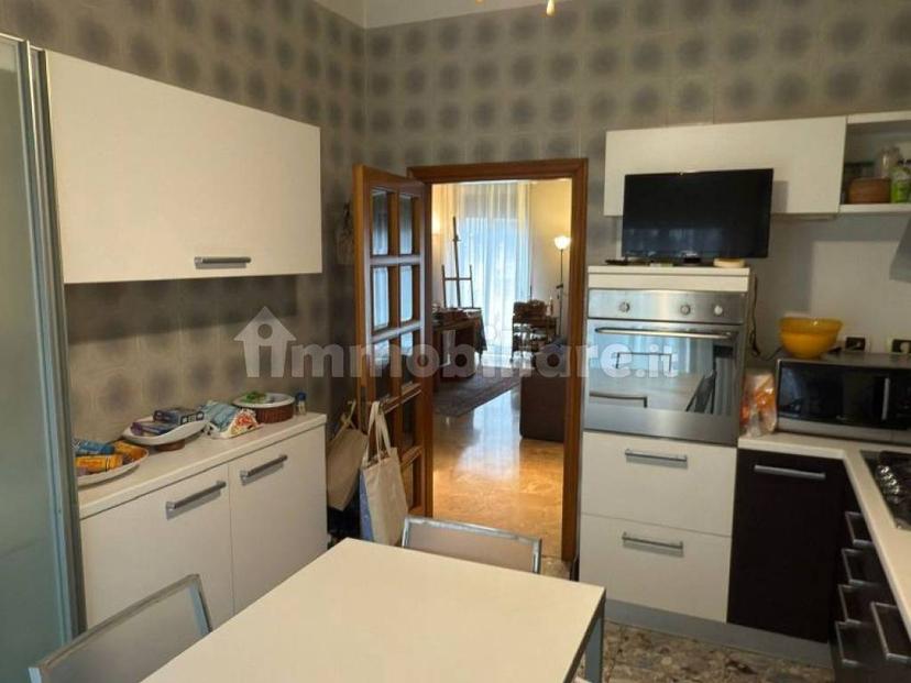 Appartamento buono stato, secondo piano, Costa, Bologna