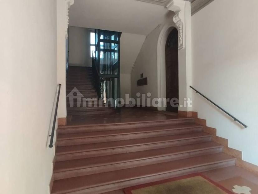 Appartamento piazza di Porta Santo Stefano 2, Santo Stefano, Bologna