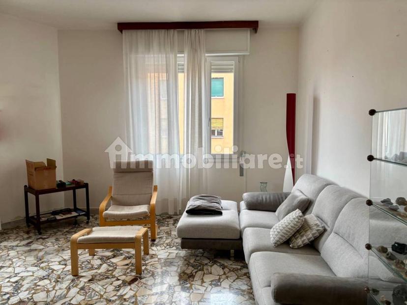 Appartamento da ristrutturare, quarto piano, Costa, Bologna