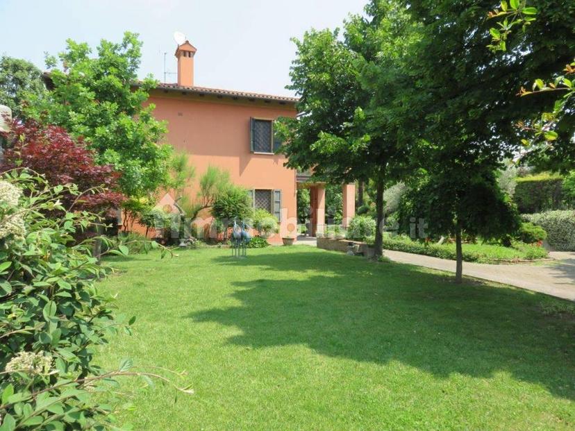 Villa unifamiliare via Adolfo De Carolis 20, Barca, Bologna