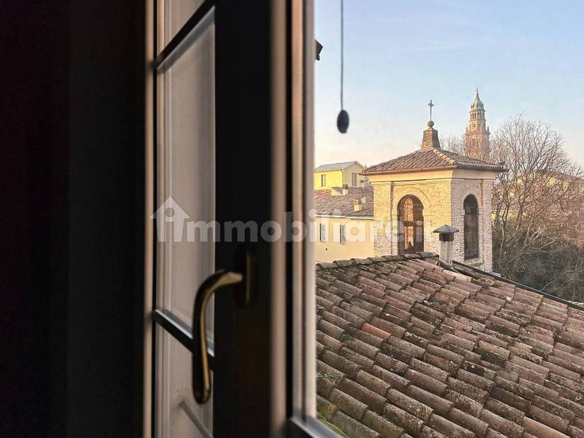 Quadrilocale ottimo stato, su più livelli, Centro Storico, Parma