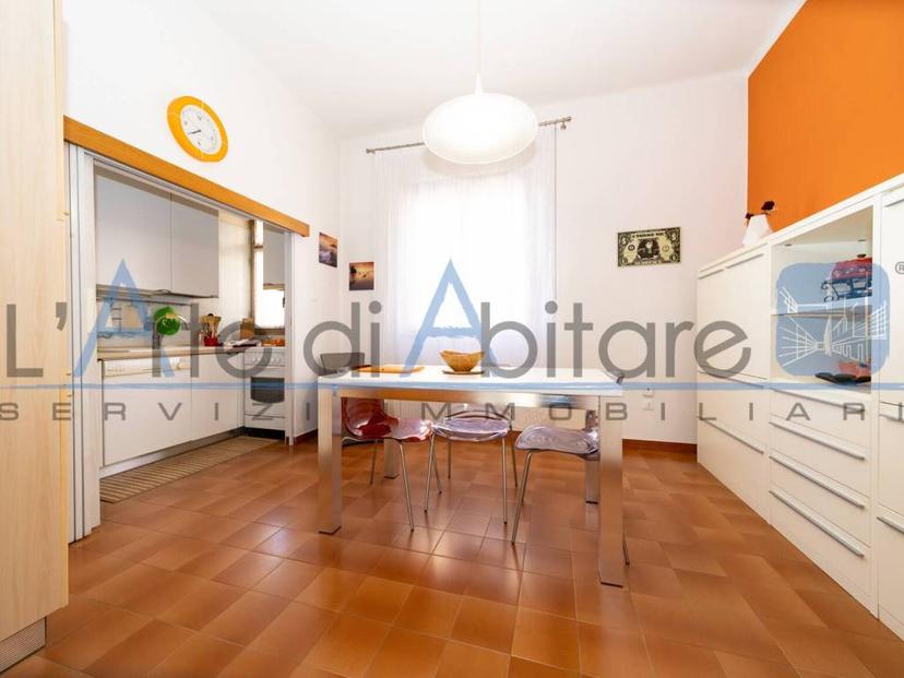 Trilocale Fioravanti 64, Bolognina, Bologna