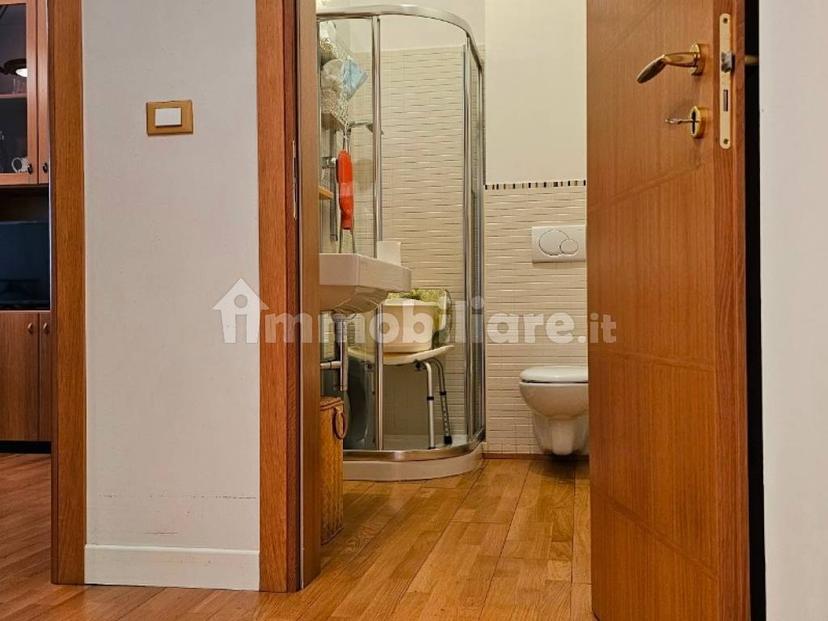 Appartamento buono stato, secondo piano, Casteldebole, Bologna