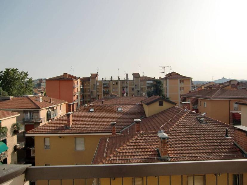 Trilocale piazza di Porta Mascarella 7, Irnerio, Bologna