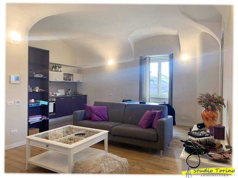 Bilocale via delle Orfane 22, Quadrilatero Romano, Torino