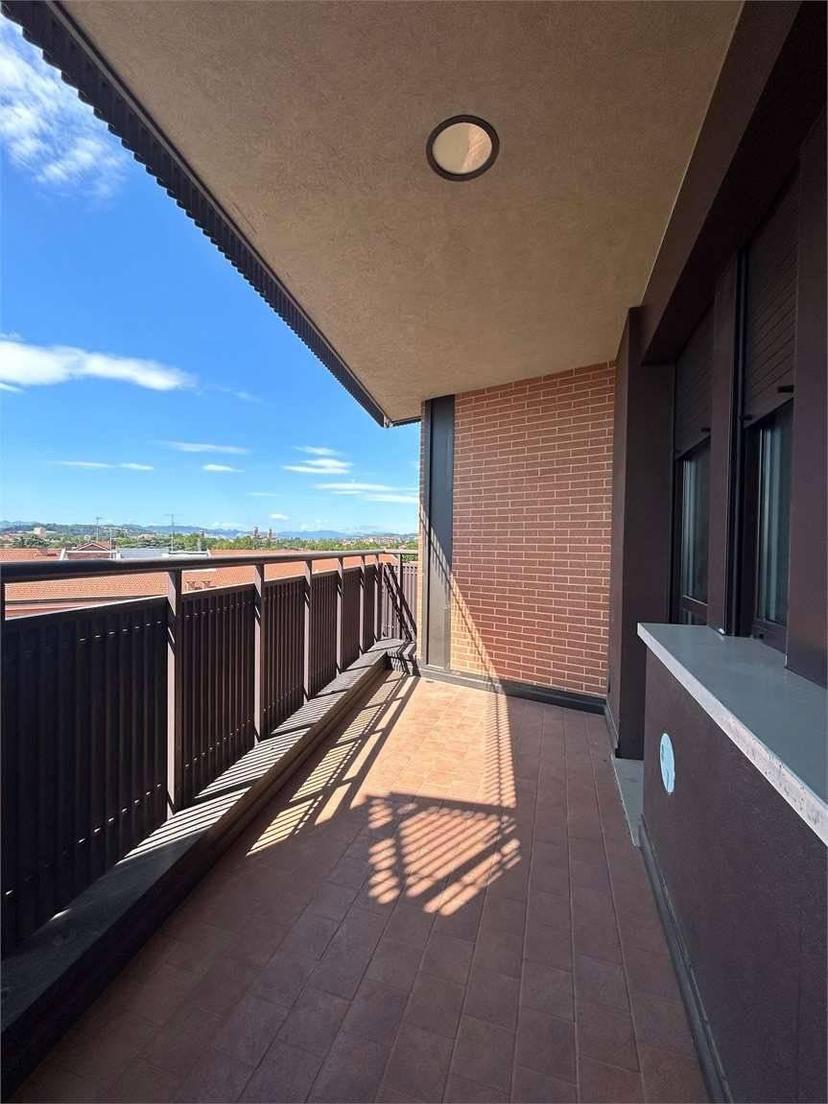 Monolocale in affitto, Imola