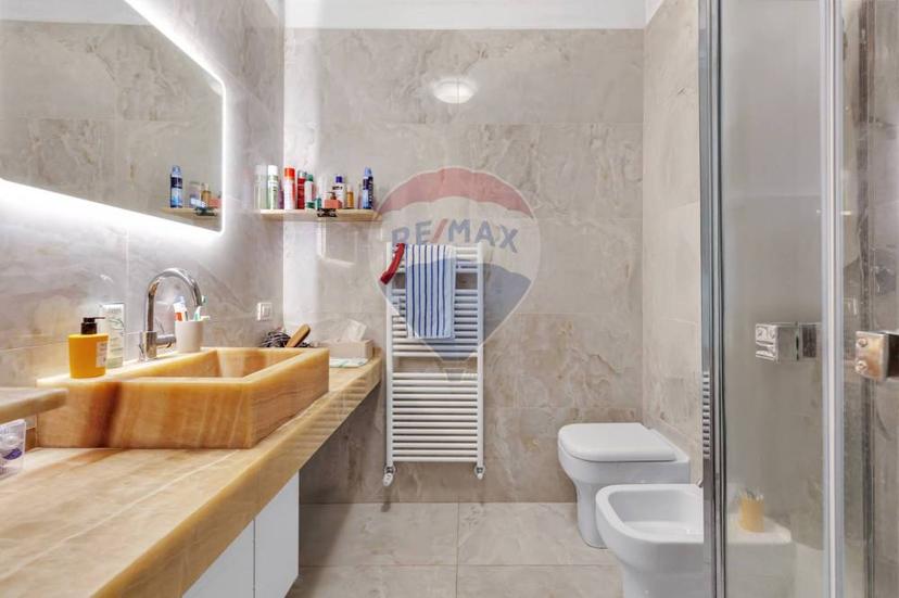 Vendita appartamento via broletto Milano (MI)