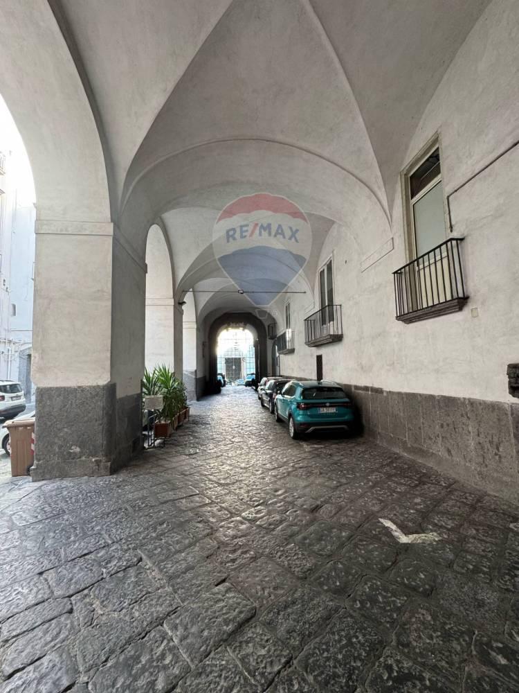Vendita appartamento Via Monte Di Dio Napoli (NA)