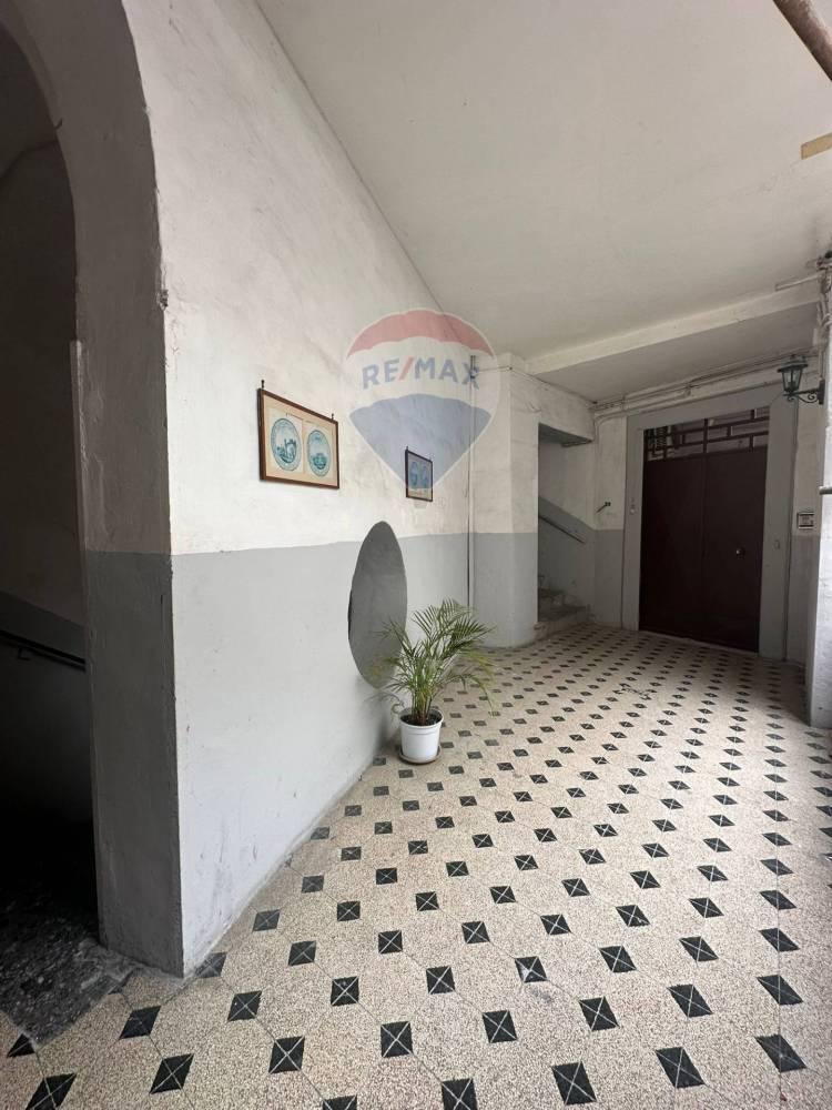 Vendita appartamento Via Oronzio Costa 37 Napoli (NA)