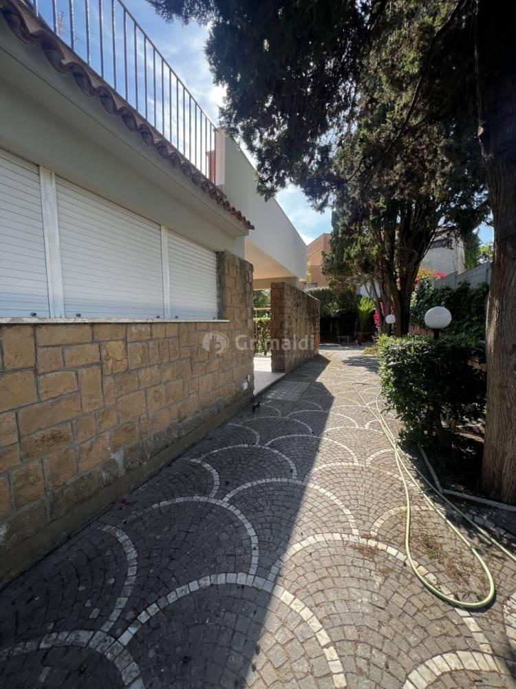 Vendita Casa Bi/Trifamiliare Via dei Gabbiani 27 Anzio (RM)